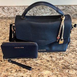 Authentic Michael Kors Bristol Medium Leather Satchel in Navy WITH WALLET